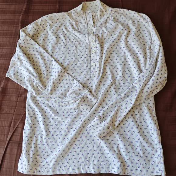 VTG Korea-made women's White Floral Button-Up sweatshirt - Picture 4 of 6